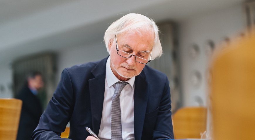 Klaus-Dietrich Runow