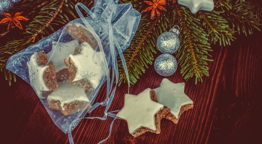 Przepis na cynamonowe gwiazdki