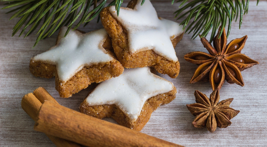 Świąteczne ciasteczka żurawinowo-orzechowe